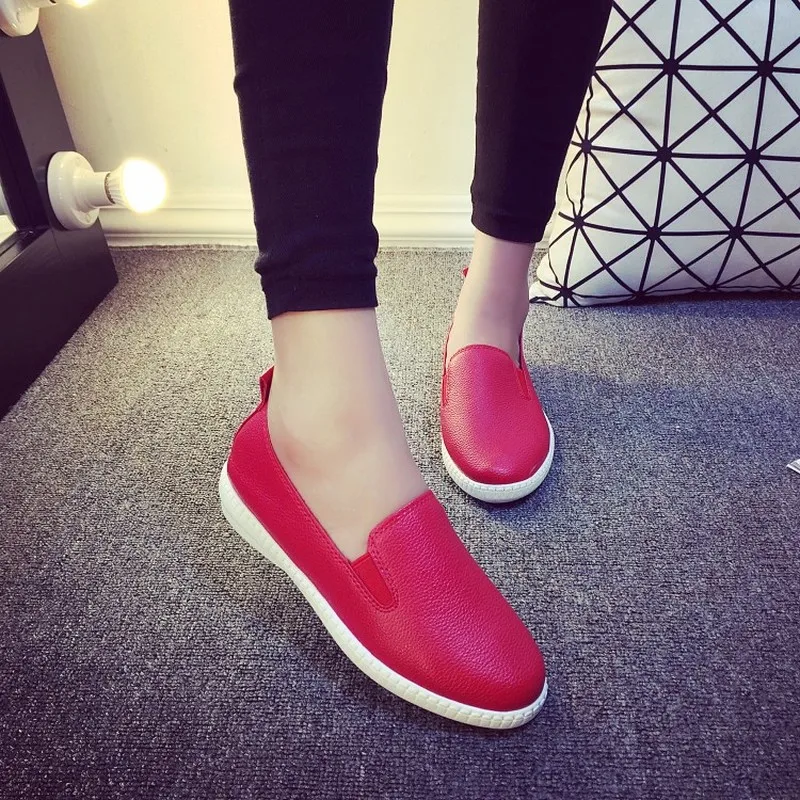 Новые весенние повседневные женские туфли удобные тонкие на плоской подошве с