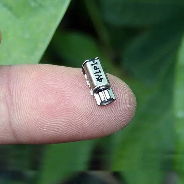 

1pcs Miniature rotor Vibration motor DC1.5V/2V/3V mini Phone Vibration motor 4MM