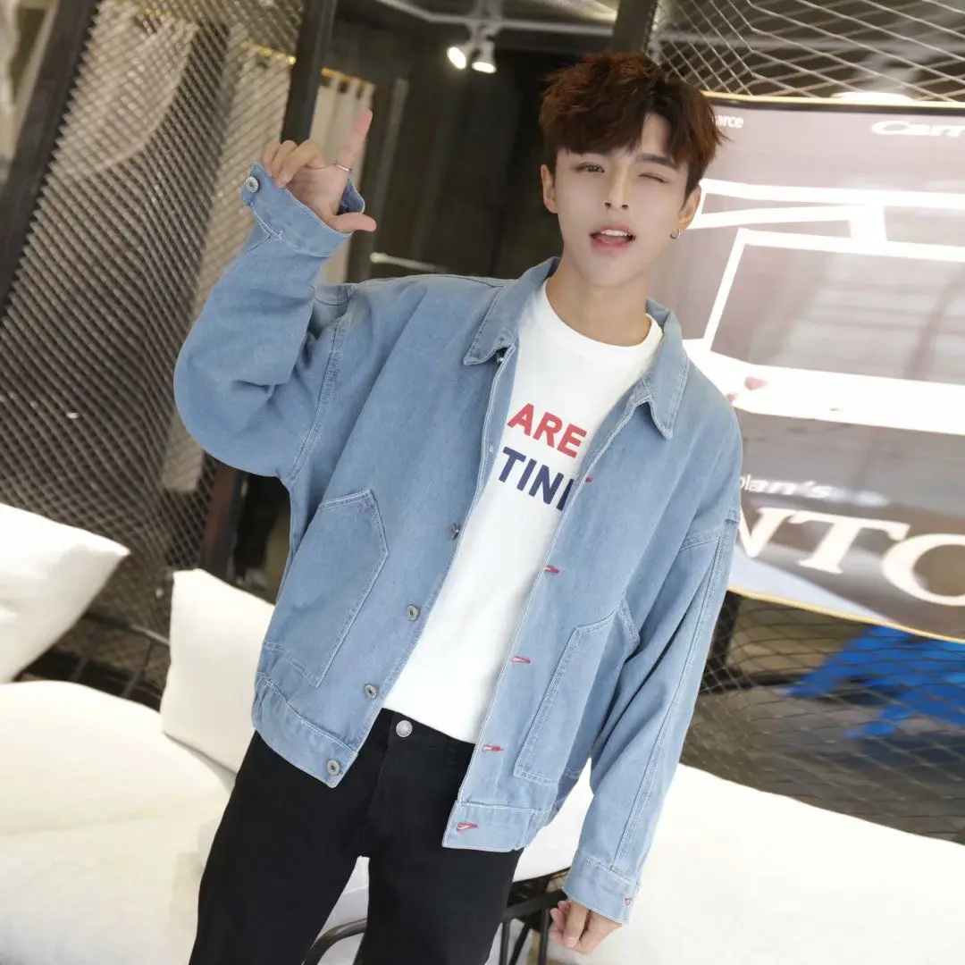 

2020 hole denim coat men's loose BF light color Korean denim student handsome jacket coat
