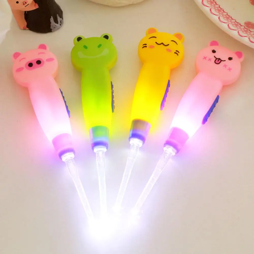 Ушная ложка для очистки с светодиодный подсветкой милый мультяшный животное