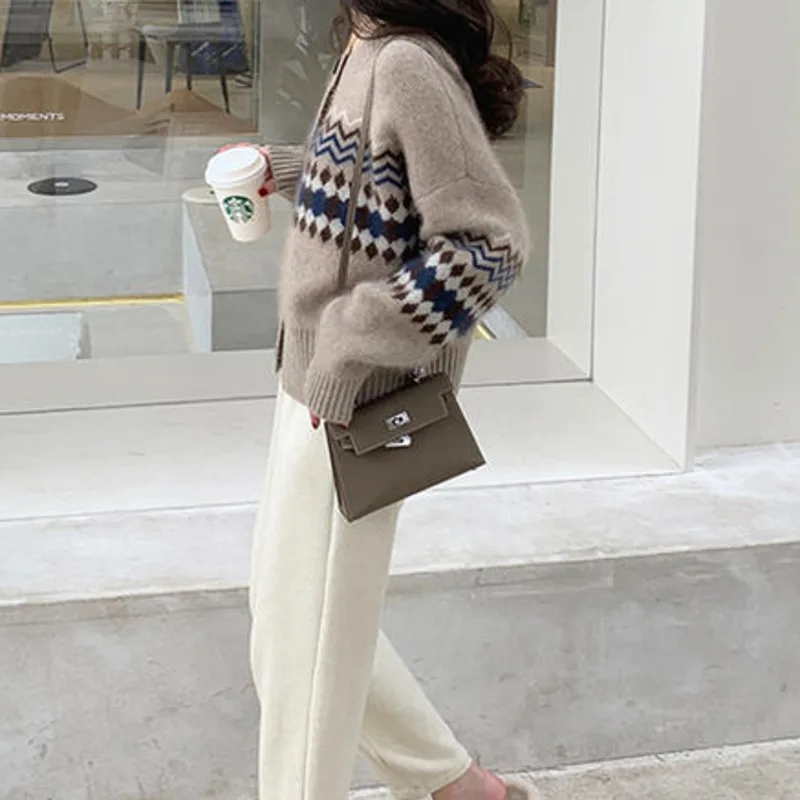 

2021 Winter Striped Knitted Female Blouse Coat Cardigan Parkas Women's Blouse Korean Fashion Women's Sweaters Long Sleeve Top