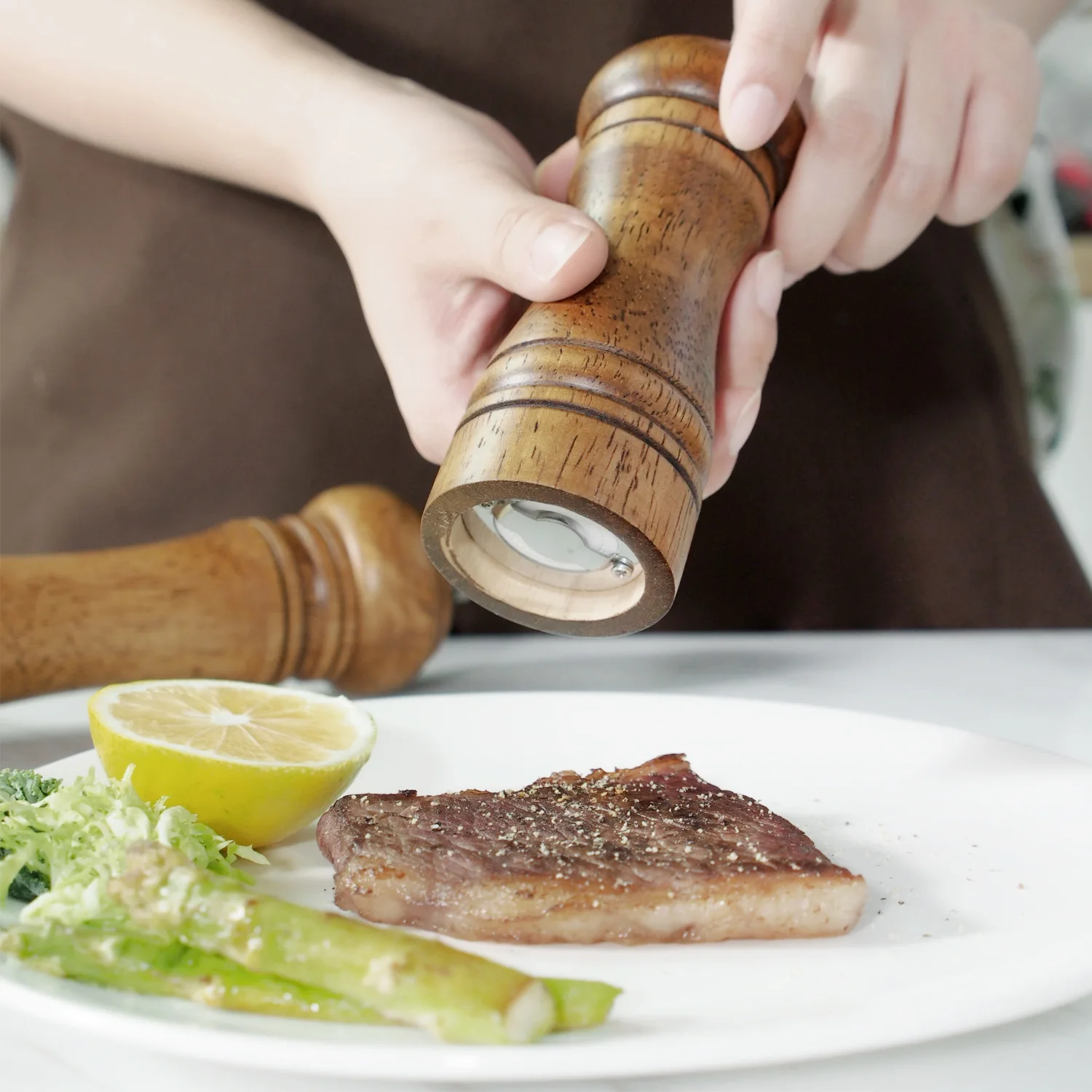 Бытовой Регулируемый ручной вращающийся шейкер для перца бутылка специй