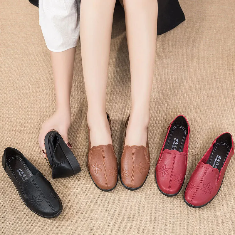 Leather Loafers Women Shoes Spring Summer Women Casual Shoes Fashion Flower Loafers Mocasines Soft Sole Female Flats Shoes