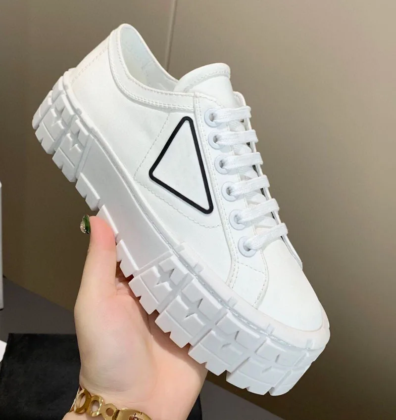 Кеды женские на массивной подошве кожаные холщовые кроссовки платформе модная