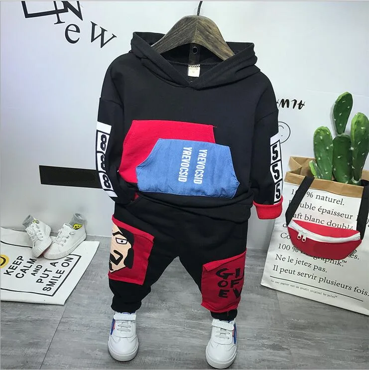 Детский хлопковый комплект из толстовки и брюк на возраст 2-8 лет |