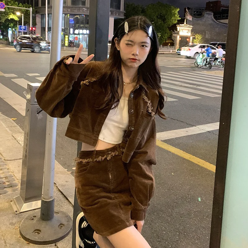 Осеннее корейское платье версии 2021 Новое модное универсальное вельветовое