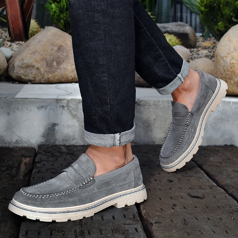 

2021 New Men Soft Leather Casual Shoes Fashion Suede Slip on Dress Shoes Classic Business Casual Flats Shoes Moccasins Big Size
