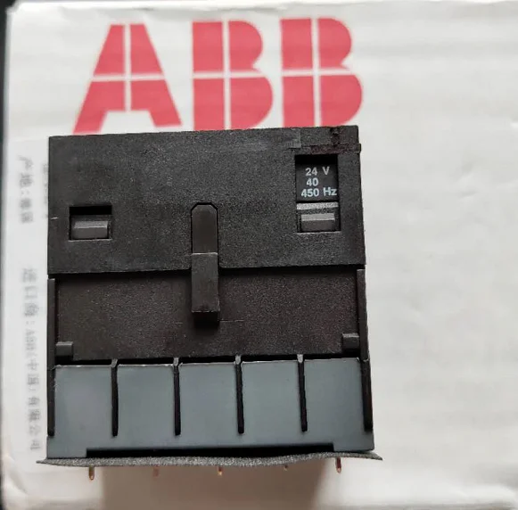 Оригинальный Новый контактор ABB B7-30-10-P 24V IEC/EN 60947-4-1 (pin) тепло в течение 1 года шт. |