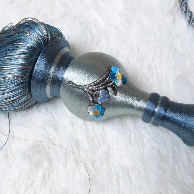 

2 Pcs Modern Embroidery Curtain Hanging Ball Curtains Tassels Curtain Tiebacks Bandages Brushes Curtain Accessories