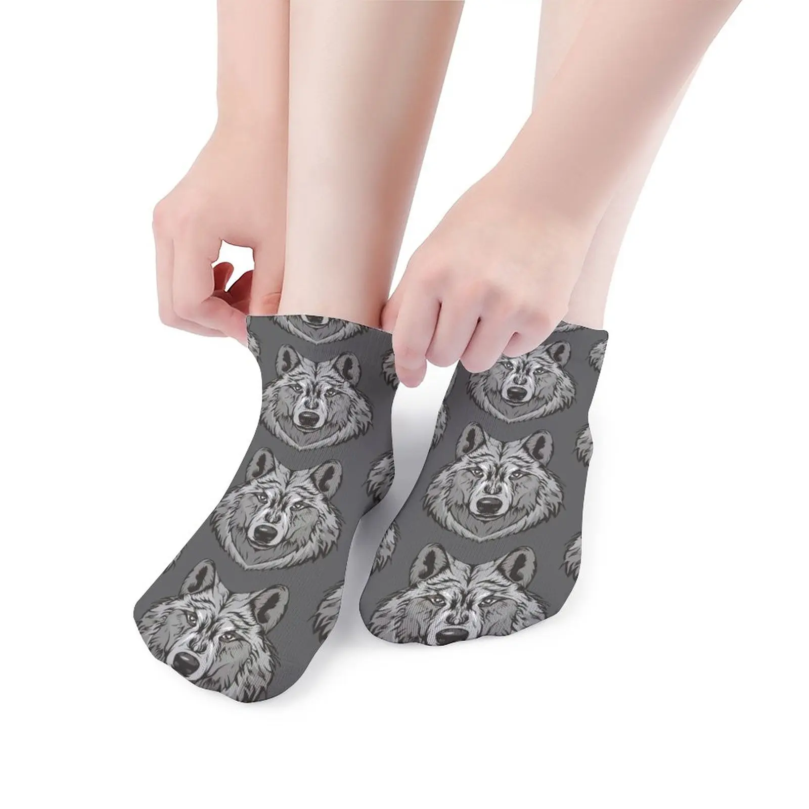 

Wolf Socks Large Chemical Fiber Pattern Socks Hiking Non Skid Beautiful Runner Socks