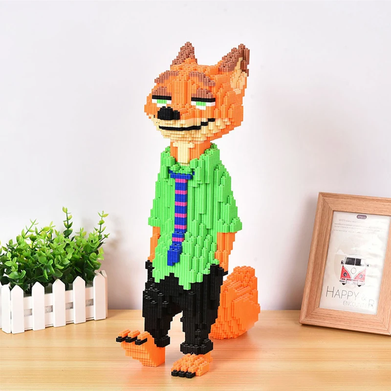 

6400pcs Large Crazy Animal Fox Model Diy Assembled Building Blocks Anime Character Particle Building Block Decor Toys No Box