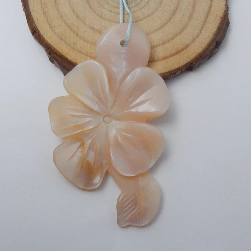 

Natural Stone Carved Flower Shell Pendant Bead 57x34x4mm 8.76g semiprecious stone Charms Jewrly Gift Accessory