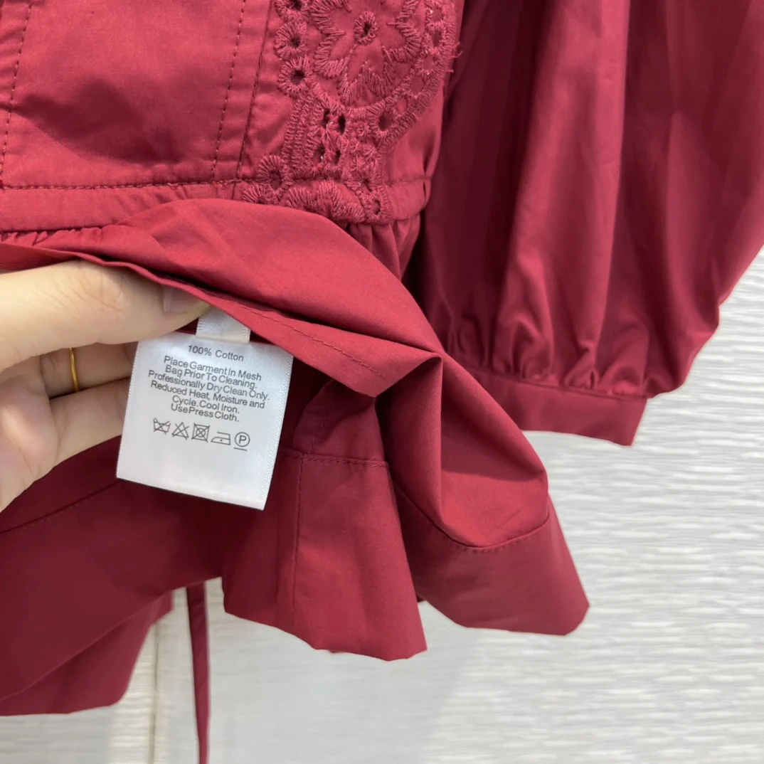 

2020 Summer Solid Blouse for Women Luxury Brand V-neck Puff Sleeve Slim Tops Embroidery Flower Lace Up Waist Casual Style Blouse