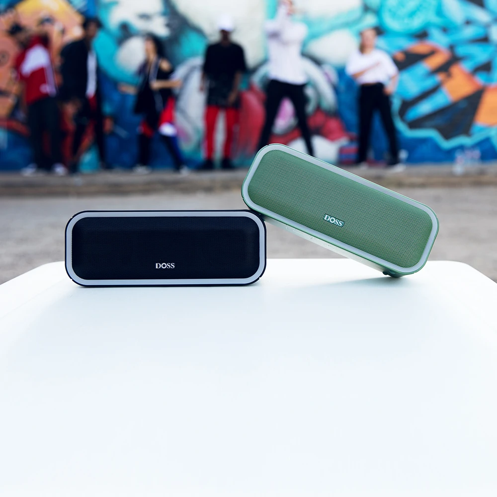 DOSS SoundBox Pro+ TWS беспроводной bluetooth-динамик 24 Вт впечатляющий звук с глубокими басами смешанные цветные огни настоящий стерео звук
