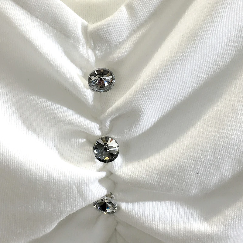 Футболка женская с V-образным вырезом пикантная белая блестящая Облегающая