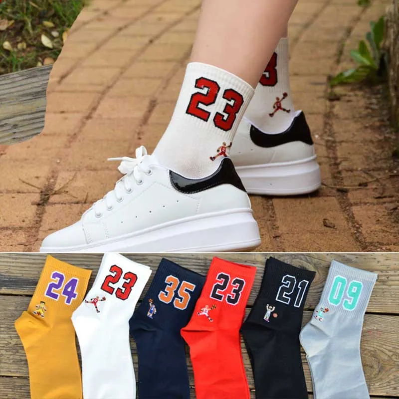 

High Quality Fashion Men's Breathable Basketball Socks Elite Thick Sports Socks Unisex happy Funny Embroider socks