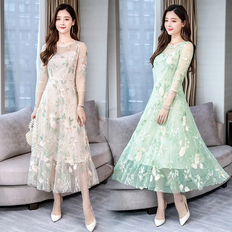 

Chinese Style Vintage Lace Floral Embroidery Maxi Dress 2022 Autumn Elegant Midi Dresses Women Bodycon Sexy Mesh Party Vestidos