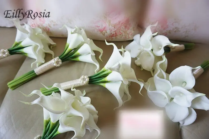 Белый букет подружки невесты EillyRosia из лилии Кала
