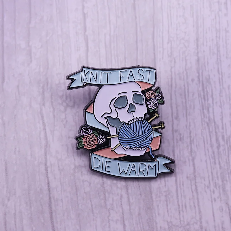 Череп пряжа брошь значок вязание крючком милый аксессуар Эмаль Булавка отворот