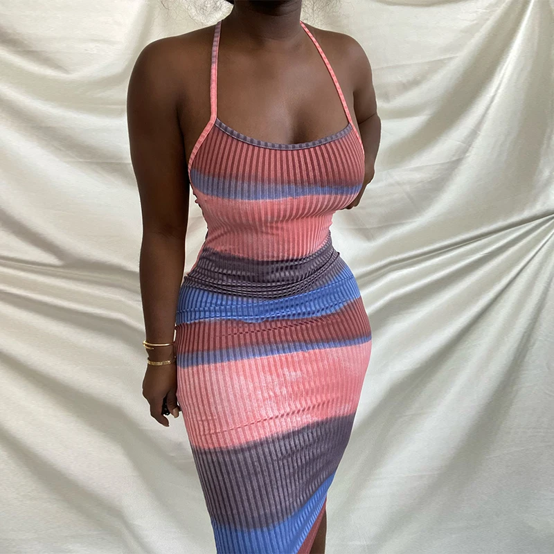 

Женское повседневное облегающее платье макси в полоску с лямкой на шее и открытой спиной