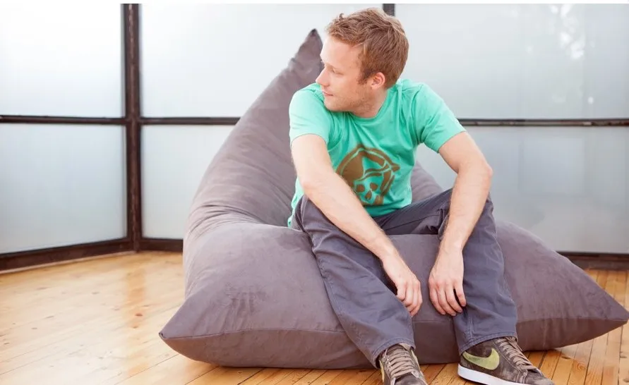 Пирамида зигзаг мешок черный шеврон и твердый поворотный дизайн beanbag стул для