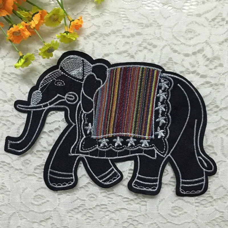 

30pcs/Lot Embroidery Patches Letters Clothing Decoration Accessories Animal Elephant Diy Iron Heat Transfer Applique Iron Ons