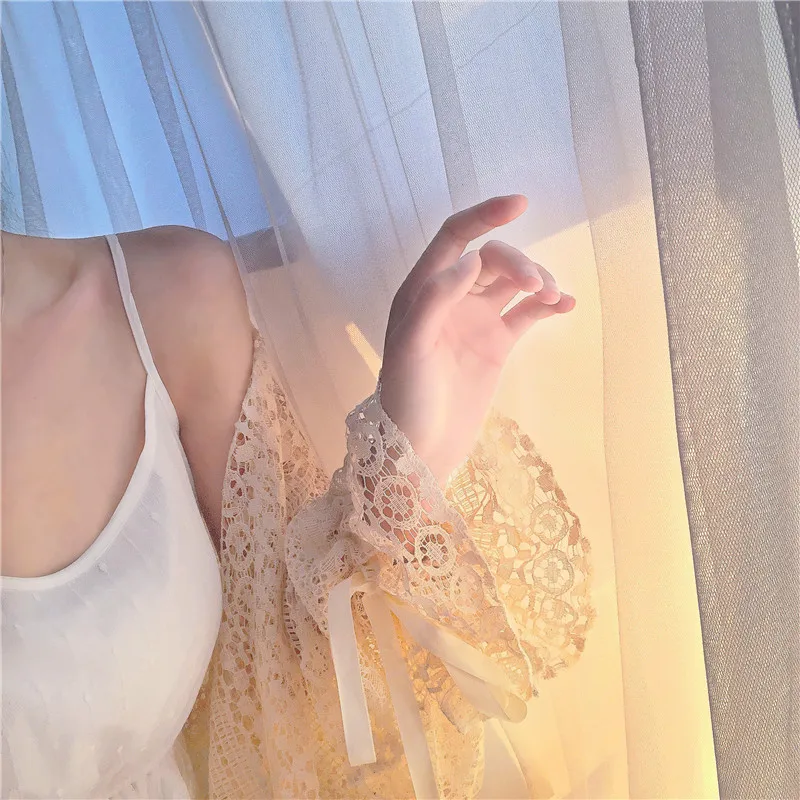 

New Summer Fairy Sunscreen Lace Shirt Women Sweet Bow Lantern Sleeve Lolita Shirts Female Elegant Knit Open Stitch Blouses Tops