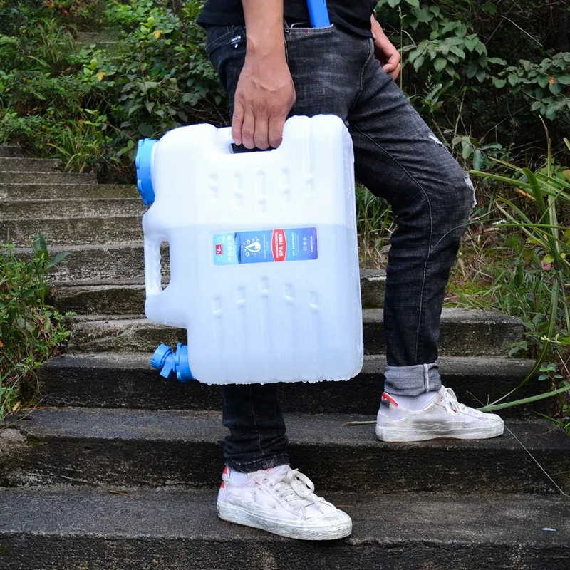 

Portable Water Container 3.1L Large Capacity Water Bucket Water Tank with Spigot for Camping