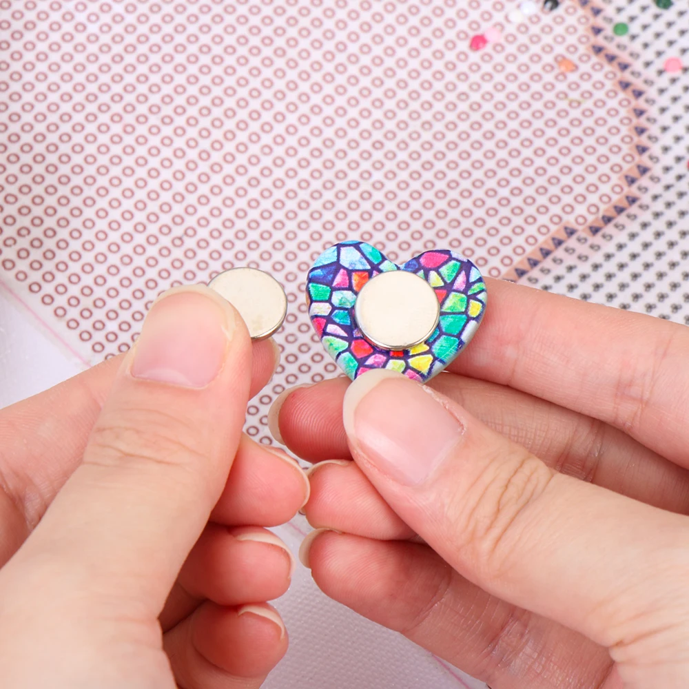 Держатель для бумаги в форме сердца алмазный магнит картин инструменты вышивки