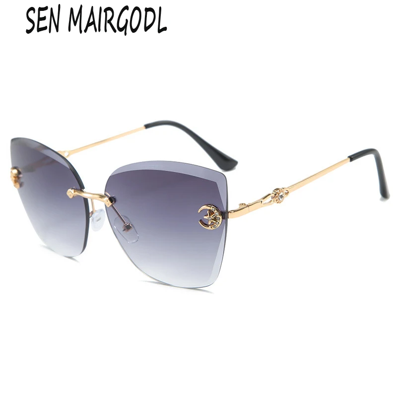 

Eyewear & Accessories