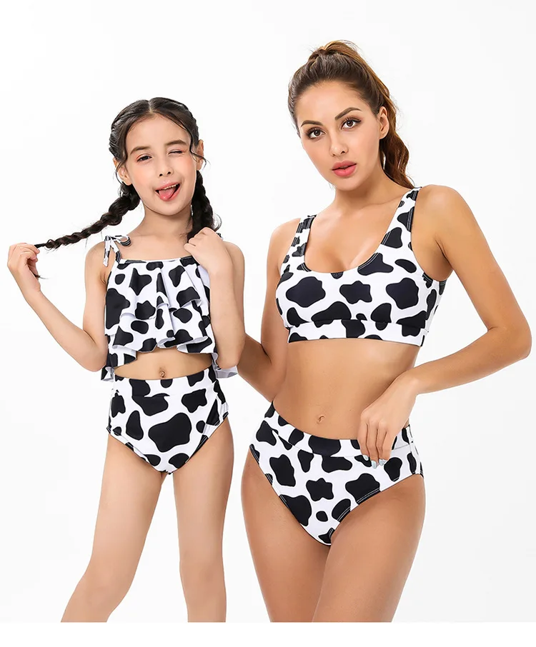 

2022 New Style Mother Daughter Spot Bikini Swimwear Beach Bath Swimsuits Mommy and Me Clothes Matching Dresses Outfits