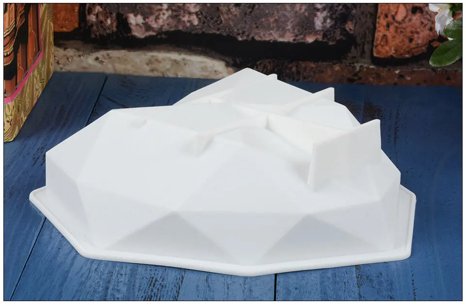 

3D Diamond Love Heart Shape Silicone Molds for Baking Sponge Chiffon Mousse Dessert Cake Molds Food Grade