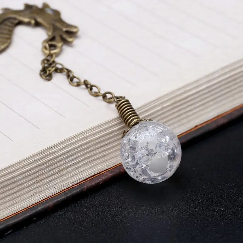 Светящаяся книжка в стиле ретро с изображением дракона|Закладки для книг| |