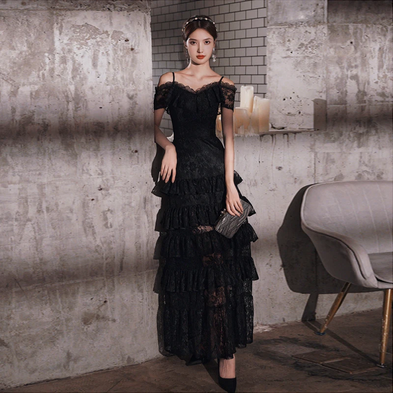 

Black Boat Neck Evening Dress Spaghetti Strap Elegant Tiered A-Line Short Sleeves New Floor-Length Woman Formal Party Gowns A933