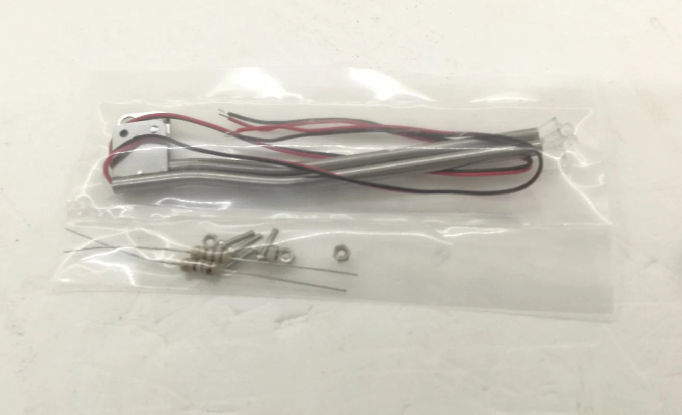 1 пара металлический боковой вертикальный светильник V8 полюсный для Tamiya 1/14 RC Truck