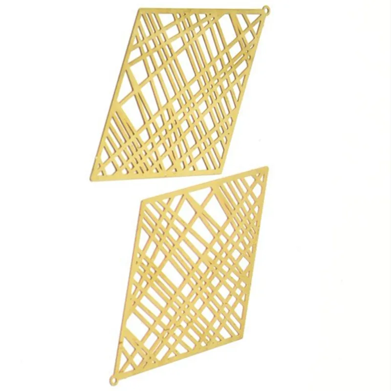 

6 шт., рельефные соединители из сырой латуни. Очаровательное ожерелье (без никеля и свинца) -- E567.E420