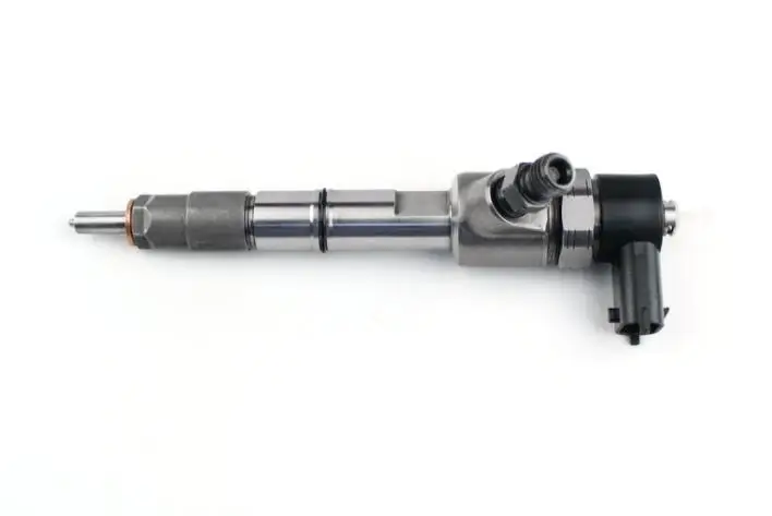 Форсунка топливного инжектора для дизельного топлива Common rail ISF2.8 OE No.0445110376