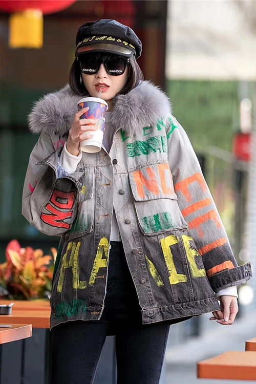 

Lamb wool denim cotton-padded jacket women gradient color graffiti plus velvet thick large fur collar loose warm jacket