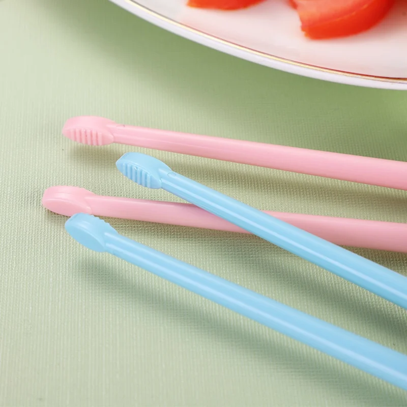 Простые в использовании пластиковые палочки для еды с мультяшным рисунком и