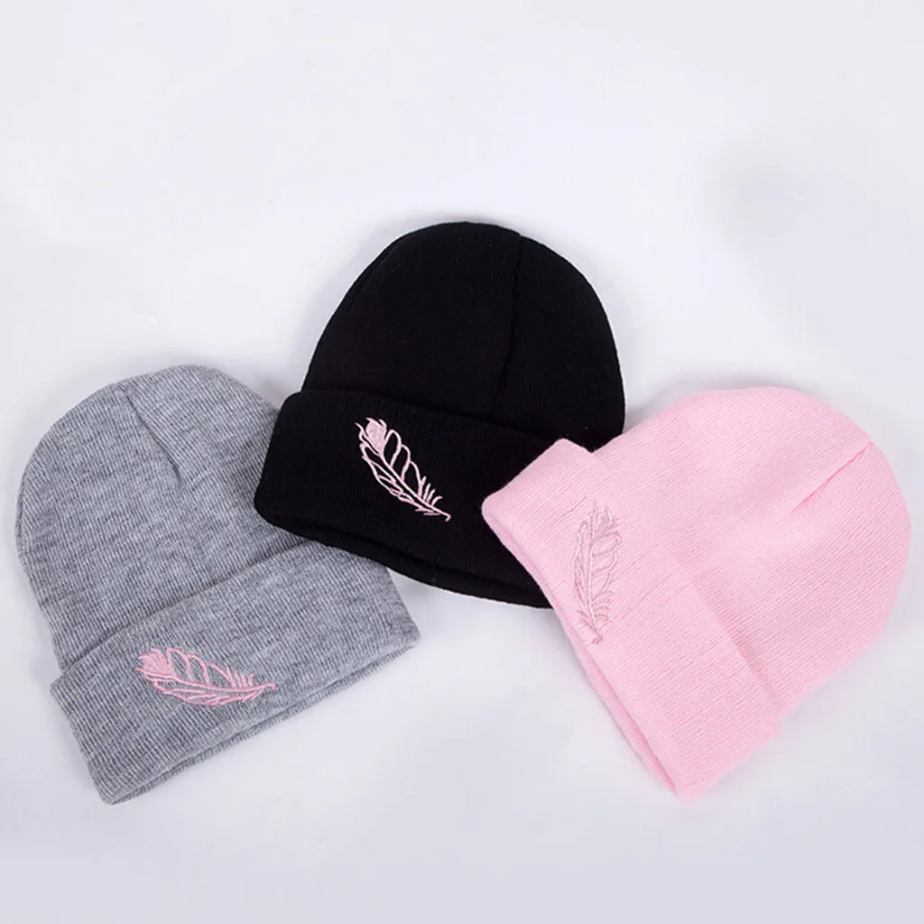 Зимние Головные уборы унисекс теплая шапка с вышивкой для мужчин и женщин ушками