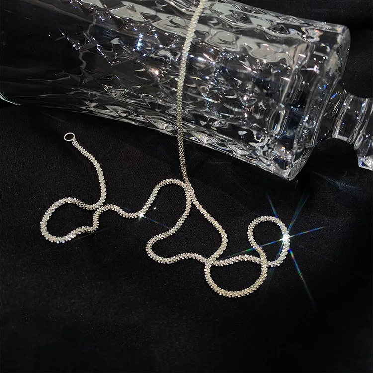 

2021 Европейская и американская модная простая модная индивидуальная дизайнерская металлическая цепочка до ключиц темпераментное дикое оже...