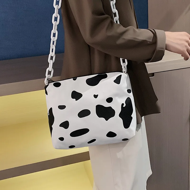 Повседневные женские сумки на плечо из акриловой ткани с принтом коровы и цепей
