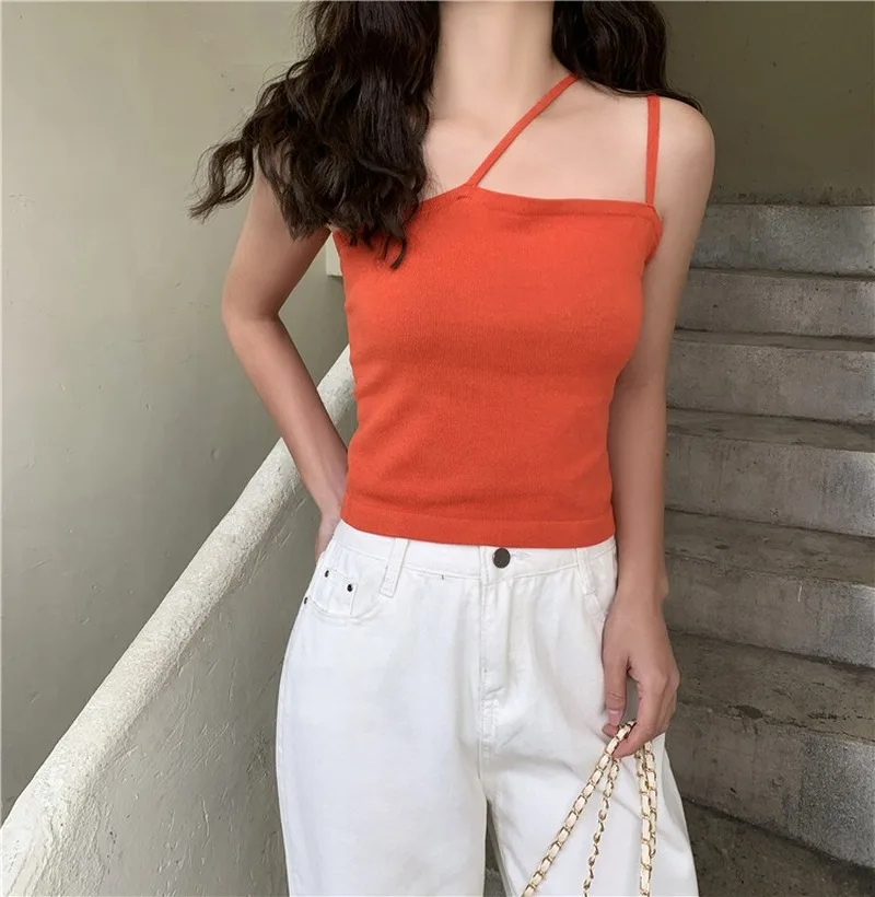 Сексуальный летний топ с вырезом лодочкой черный бретелькой через шею 2020 Женские