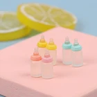 Миниатюрная миниатюрная Детская Бутылочка с имитацией молока из разноцветной смолы, 6 шт., супер милая прозрачная бутылка, аксессуары для кукольного домика 1:12