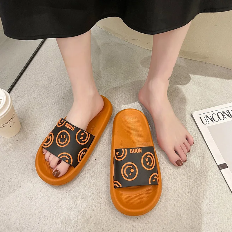

Shoes For Girls Woman's Slippers Slides Fashion Low Shale Female Beach Lady 2021 Luxury Flat Soft Sabot Casual Rome Basic PU