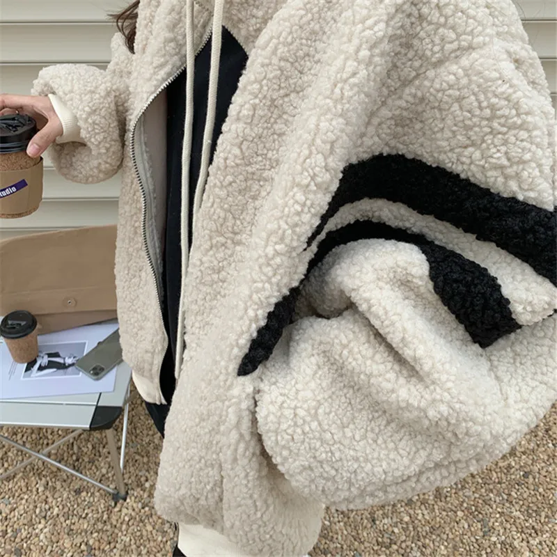 

Faux Lambs Wool Jackets Women Short Coat Thick Warm Fashion Stripe Casual Plush Coat Zipper Lapel Loose Winter Jacket Female