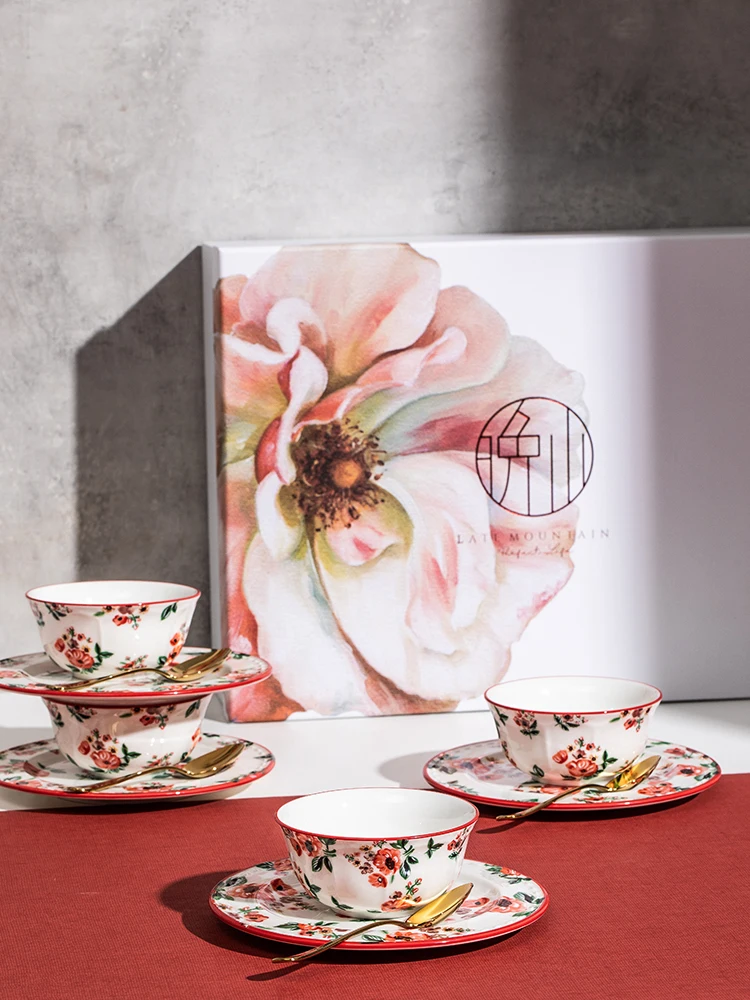 Светильник роскошный набор миски и тарелок Подарочная коробка бытовой