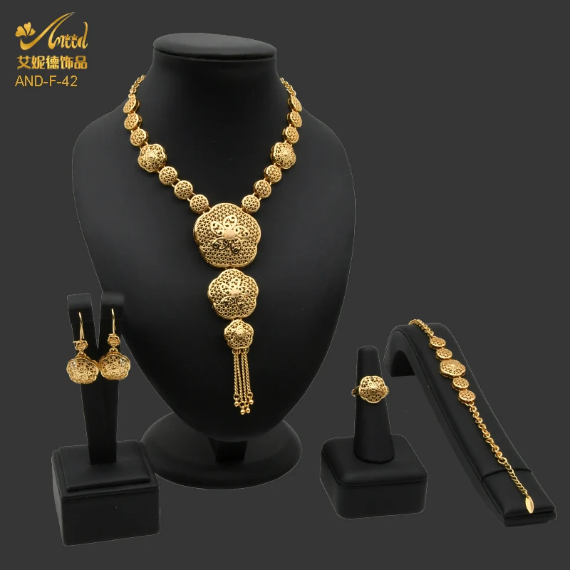 

Nigeria Gold Color Jewelry Set For Wedding Luxury Jewelery African Woman Necklace Earrings Bracelet Ring Bridal Dubai Choker