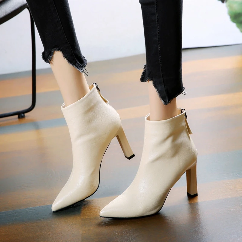 Short Boots Women's High Heel Martin Boots 2020 New Simple Thick Heel Commuter Pointed Back Zipper Thick Heel Cotton Boots Women