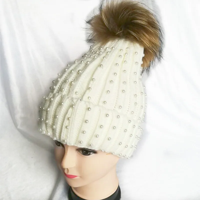 

New Winter Warm Nature Raccoon Fur Pom Pom Knitted Beanies Pearl Skullies hats Real Fur Knit Caps Women Hat